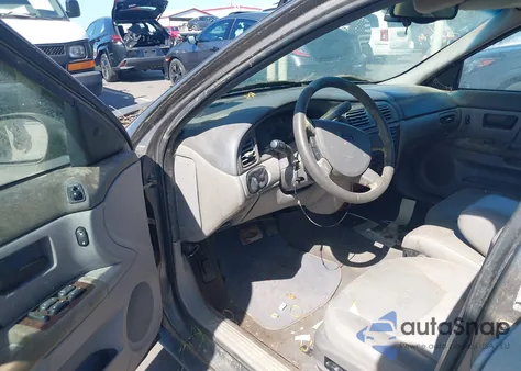 2005 Ford Taurus Sel z USA, uszkodzony, nr VIN 1FAFP56U95A152962